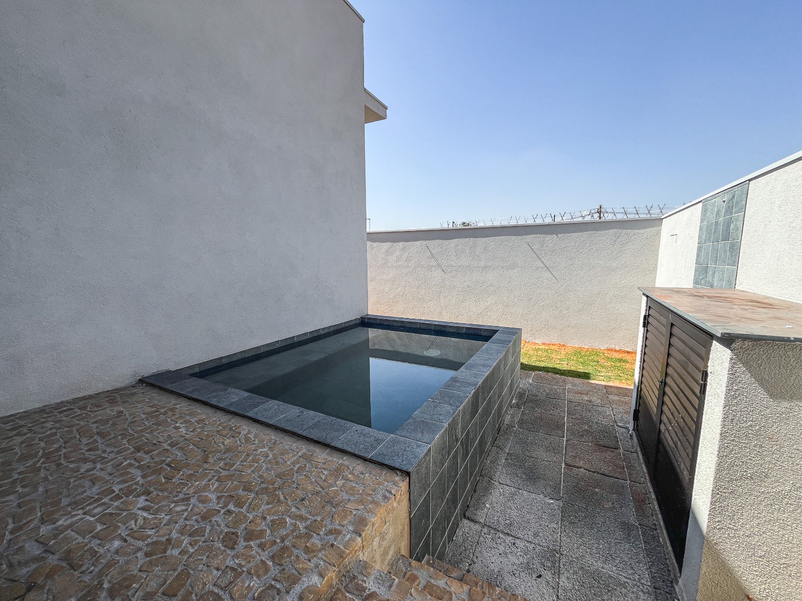 Casa à venda, 03 suítes, 137m², Vila das Acácias, Terras de Santa Martha, Bonfim Paulista, SP