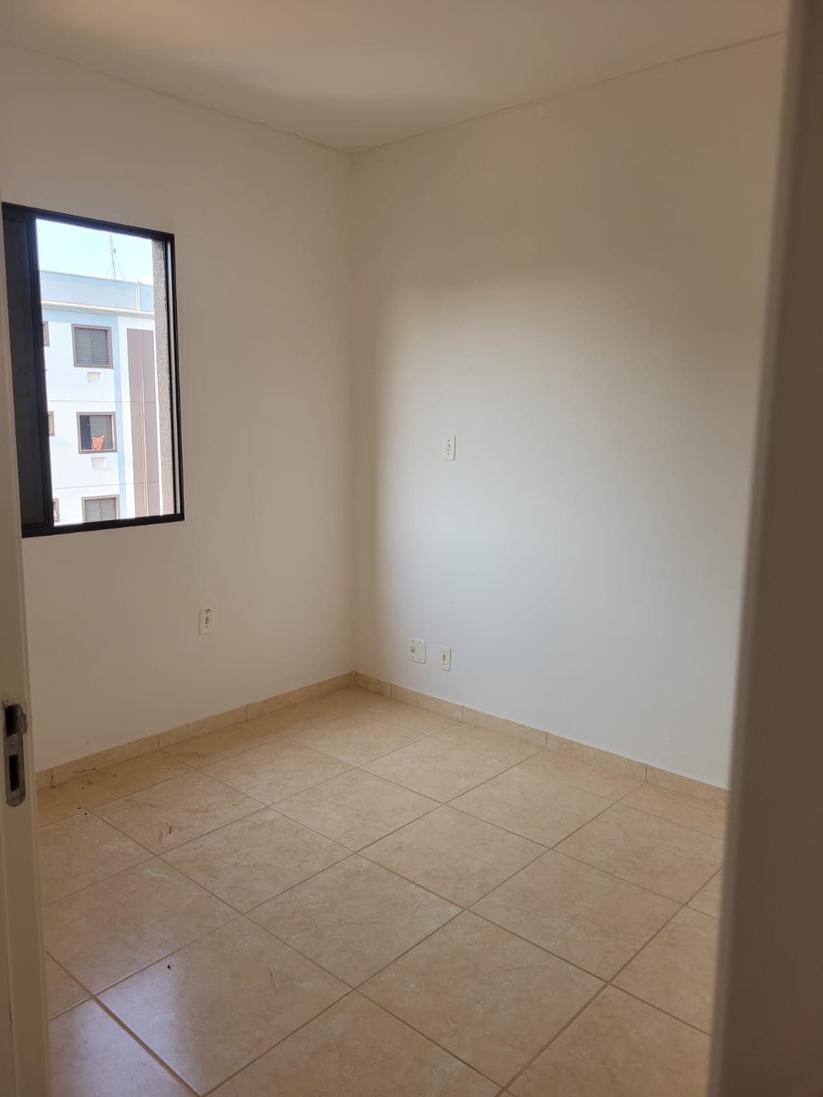 Apartamento pronto para morar, entra no programa Minha Casa, Minha Vida, Condomínio Lar Itália - Jd. Recanto das Palmeiras, 2 dormitórios