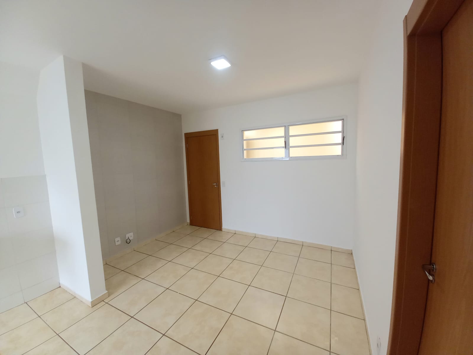 Apartamento Térreo Pronto para Morar no Vitta Recanto dos Lagos, 2 Dormitórios, Ótima Localização e Custo-Benefício!