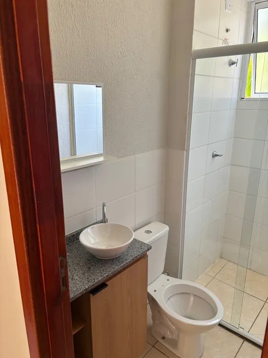 Apartamento Mobiliado no Condomínio Remanso do Bosque - 2 Dormitórios, Térreo, Pronto para Morar!