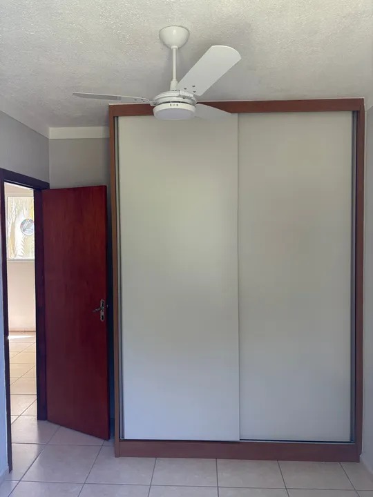 Apartamento Mobiliado no Condomínio Remanso do Bosque - 2 Dormitórios, Térreo, Pronto para Morar!