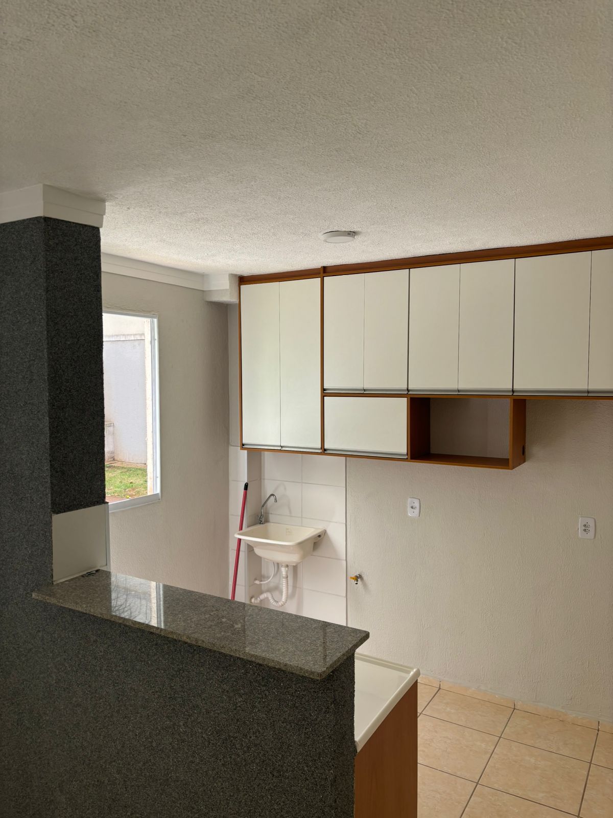 Apartamento Mobiliado no Condomínio Remanso do Bosque - 2 Dormitórios, Térreo, Pronto para Morar!