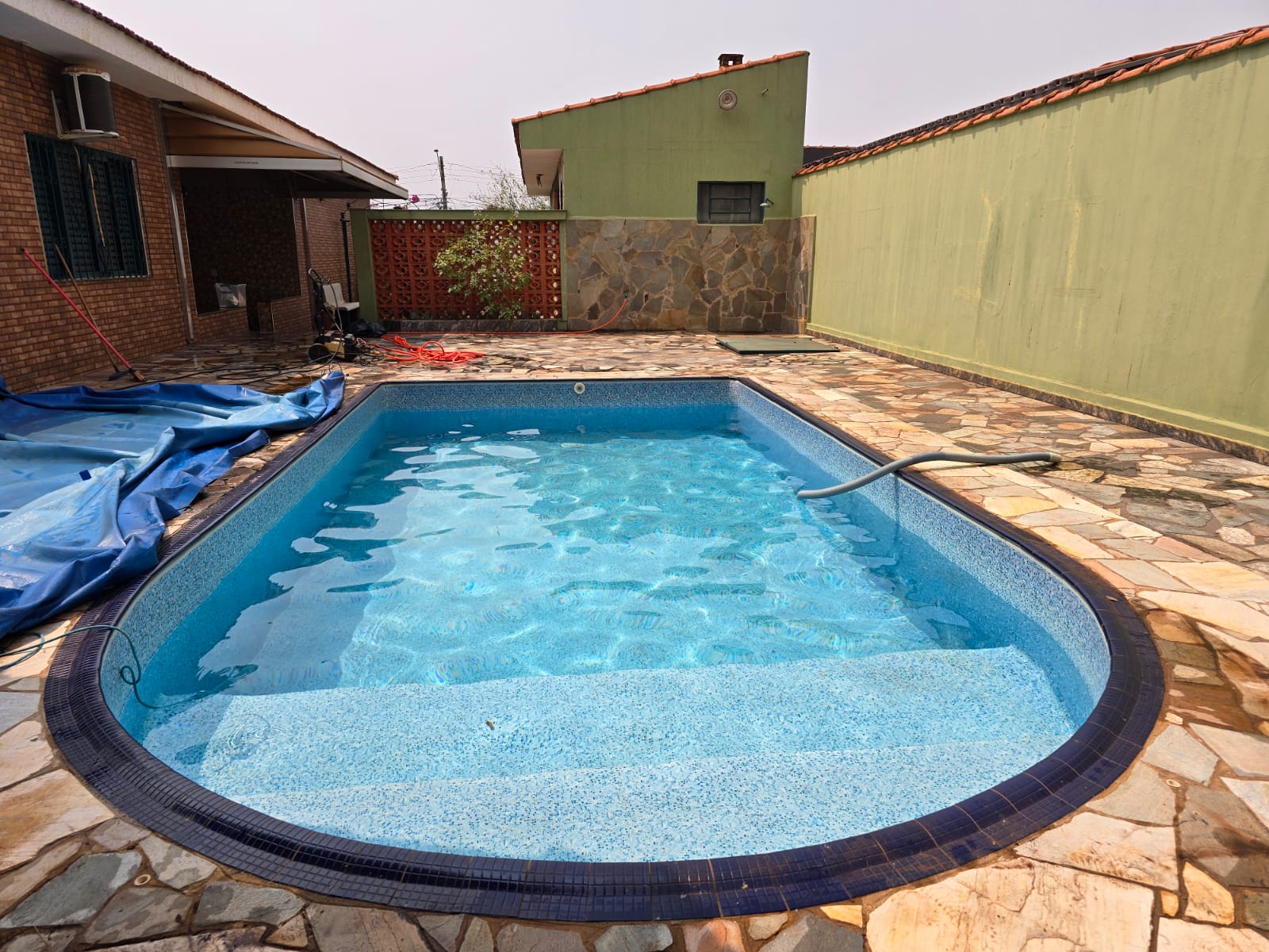 Casa à venda, 339m², 03 dormitórios sendo 01 suíte, Bairro Jardim Emília, Bonfim Paulista, SP