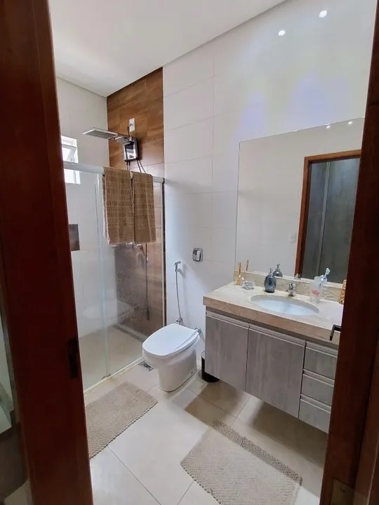 Sua Nova Casa no Jd. Santa Cecília! 3 Quartos, Suíte e Conforto Completo por R$ 650 mil!