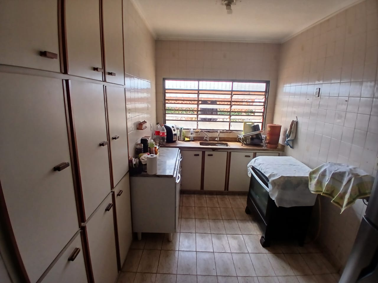 Casa à Venda, 03 dormitórios sendo 01 suíte, Jardim Independência, Ribeirão Preto, SP