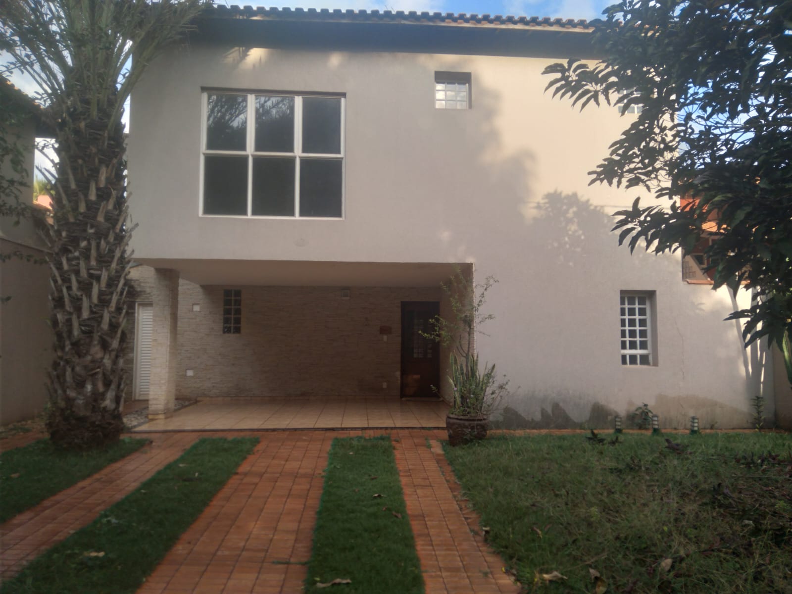 Casa à venda, 03 dormitórios sendo 01 suíte, 210m², Condomínio Vila Real, Bonfim Paulista - SP