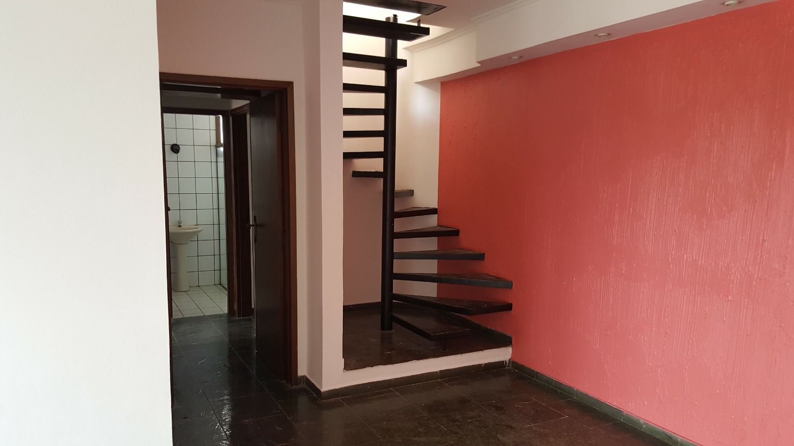 Apartamento Cobertura à venda, 150m², 03 dormitórios sendo 01 suíte, Jardim Palma Travassos, Ribeirão Preto, SP