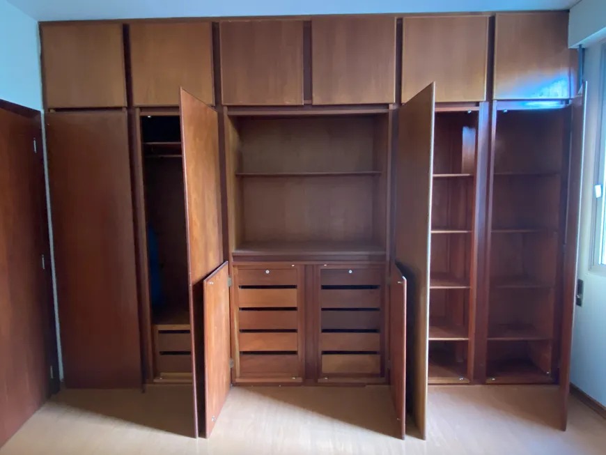Apartamento Amplo, de 140m², no Centro de Ribeirão Preto com 3 Quartos e Suíte por R$ 365 Mil!