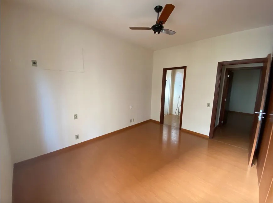Apartamento Amplo, de 140m², no Centro de Ribeirão Preto com 3 Quartos e Suíte por R$ 365 Mil!