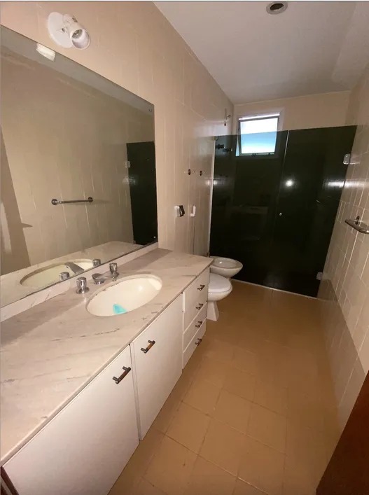 Apartamento Amplo, de 140m², no Centro de Ribeirão Preto com 3 Quartos e Suíte por R$ 365 Mil!