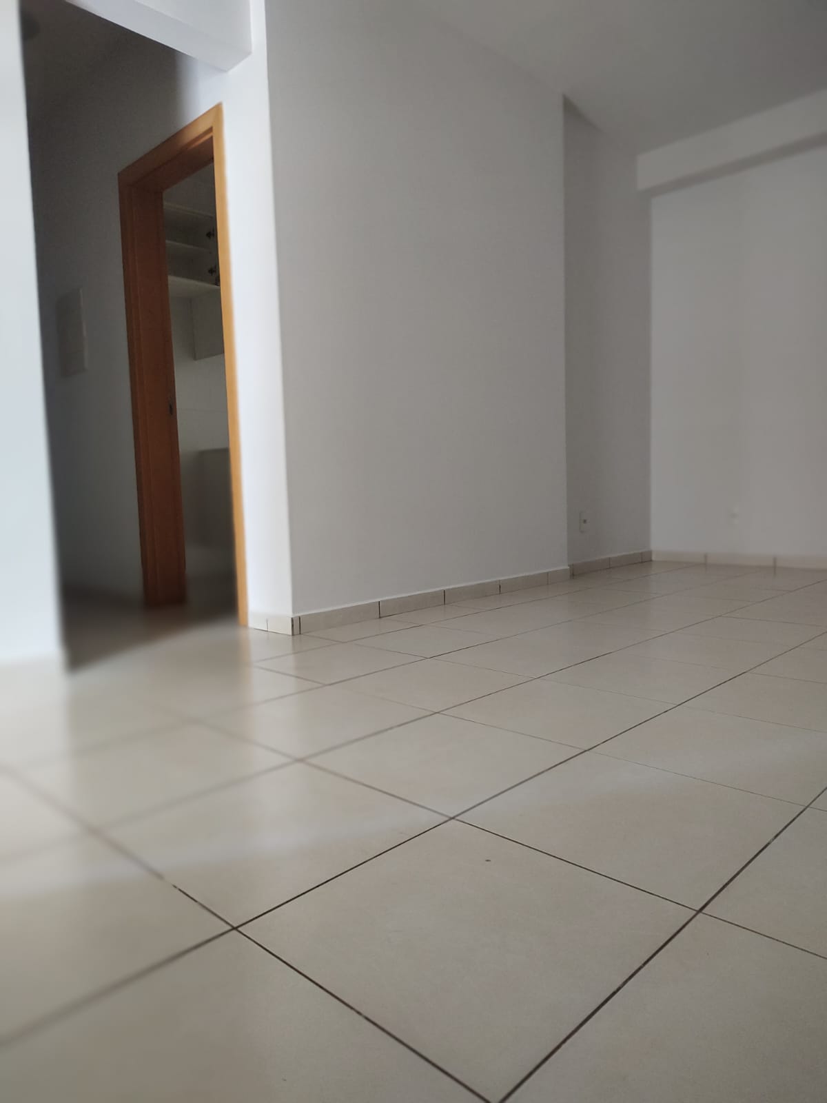 Apartamento à Venda, 02 dormitórios sendo 01 suíte, 02 vagas de garagem, Jardim Nova Aliança, Ribeirão Preto - SP