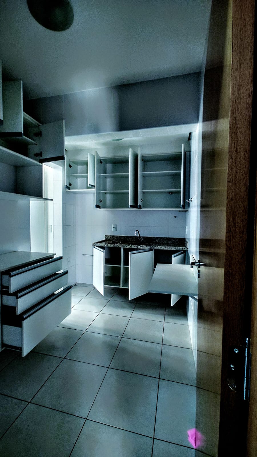 Apartamento à Venda, 02 dormitórios sendo 01 suíte, 02 vagas de garagem, Jardim Nova Aliança, Ribeirão Preto - SP