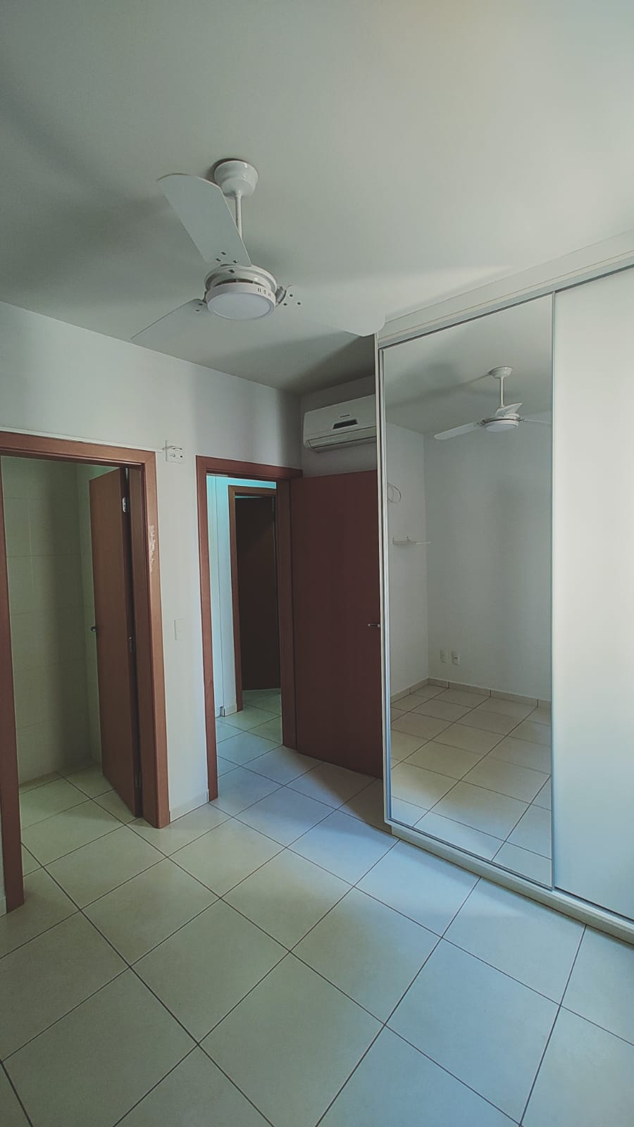 Apartamento à Venda, 02 dormitórios sendo 01 suíte, 02 vagas de garagem, Jardim Nova Aliança, Ribeirão Preto - SP