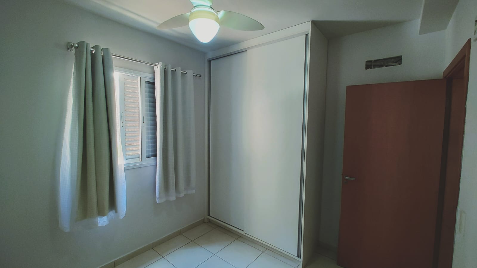Apartamento à Venda, 02 dormitórios sendo 01 suíte, 02 vagas de garagem, Jardim Nova Aliança, Ribeirão Preto - SP
