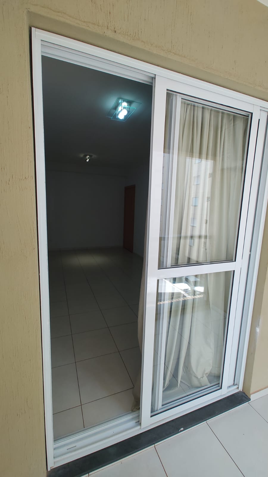 Apartamento à Venda, 02 dormitórios sendo 01 suíte, 02 vagas de garagem, Jardim Nova Aliança, Ribeirão Preto - SP