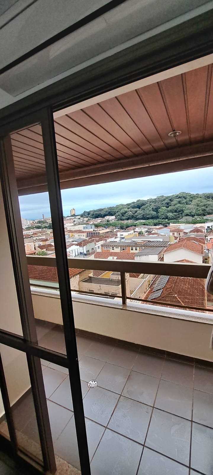 Apartamento 3 Quartos no Centro de Ribeirão Preto – 103m², Suíte e 1 Vaga – R$ 340 Mil!