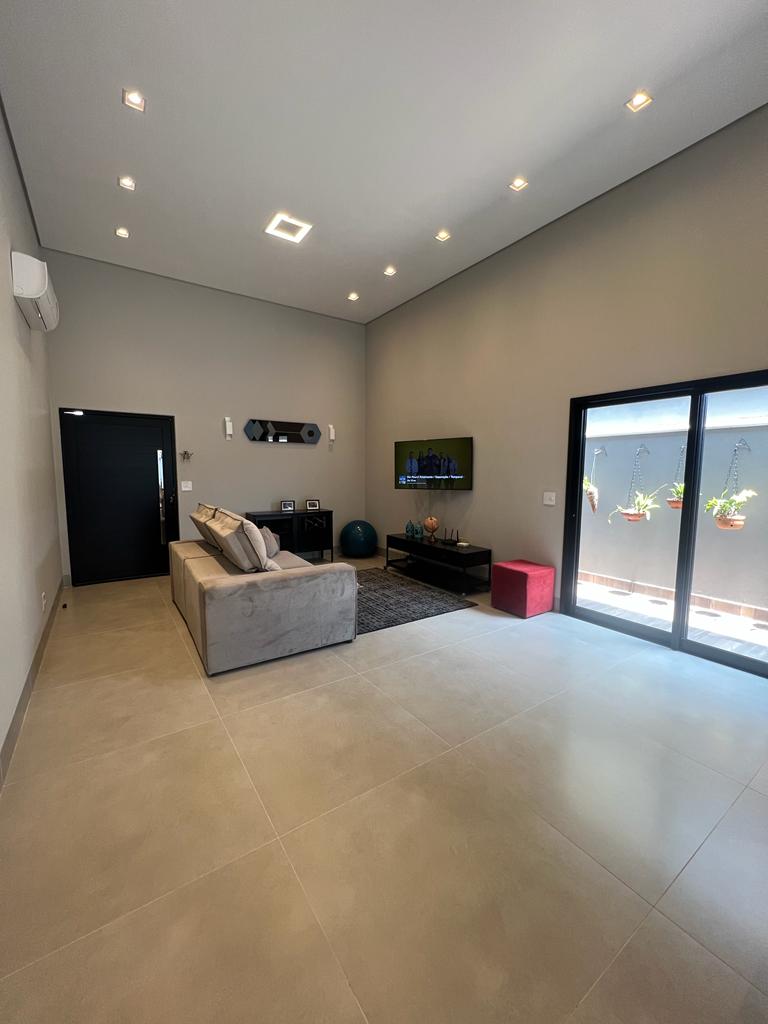 Casa à venda, 03 Suítes, 157m², Residencial Villa Di San Paolo, Bonfim Paulista - SP