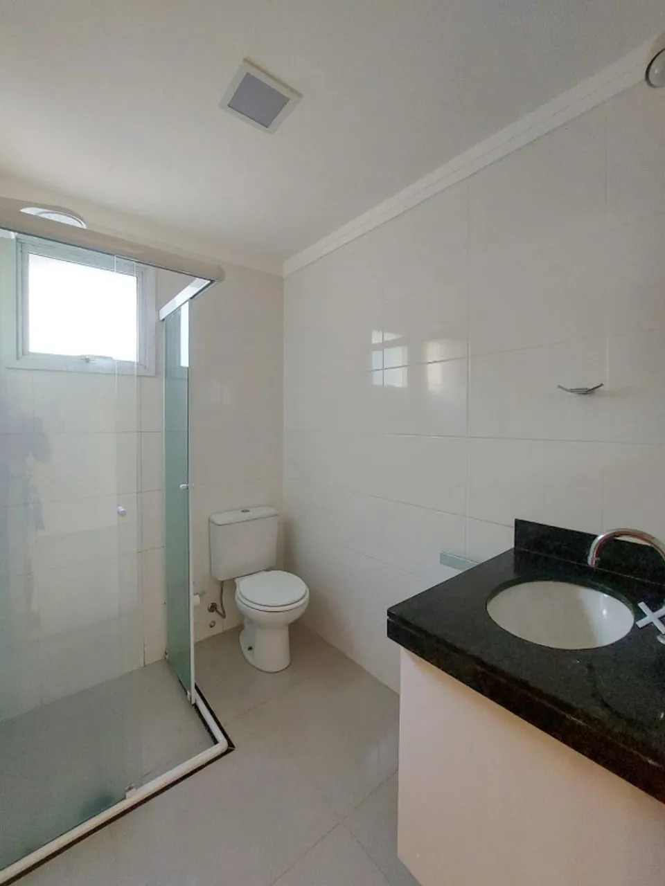 Apto Nova Aliança, 1 dorm, prédio com Elevador, sacada, ar cond. R$ 257mil