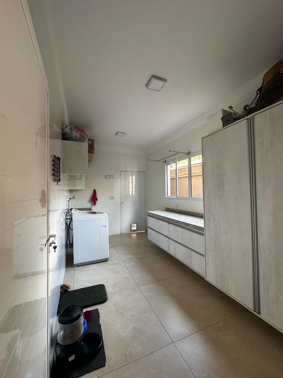 Casa térrea à venda, 264m², 03 suítes, Cidade Universitária, Ribeirão Preto, SP