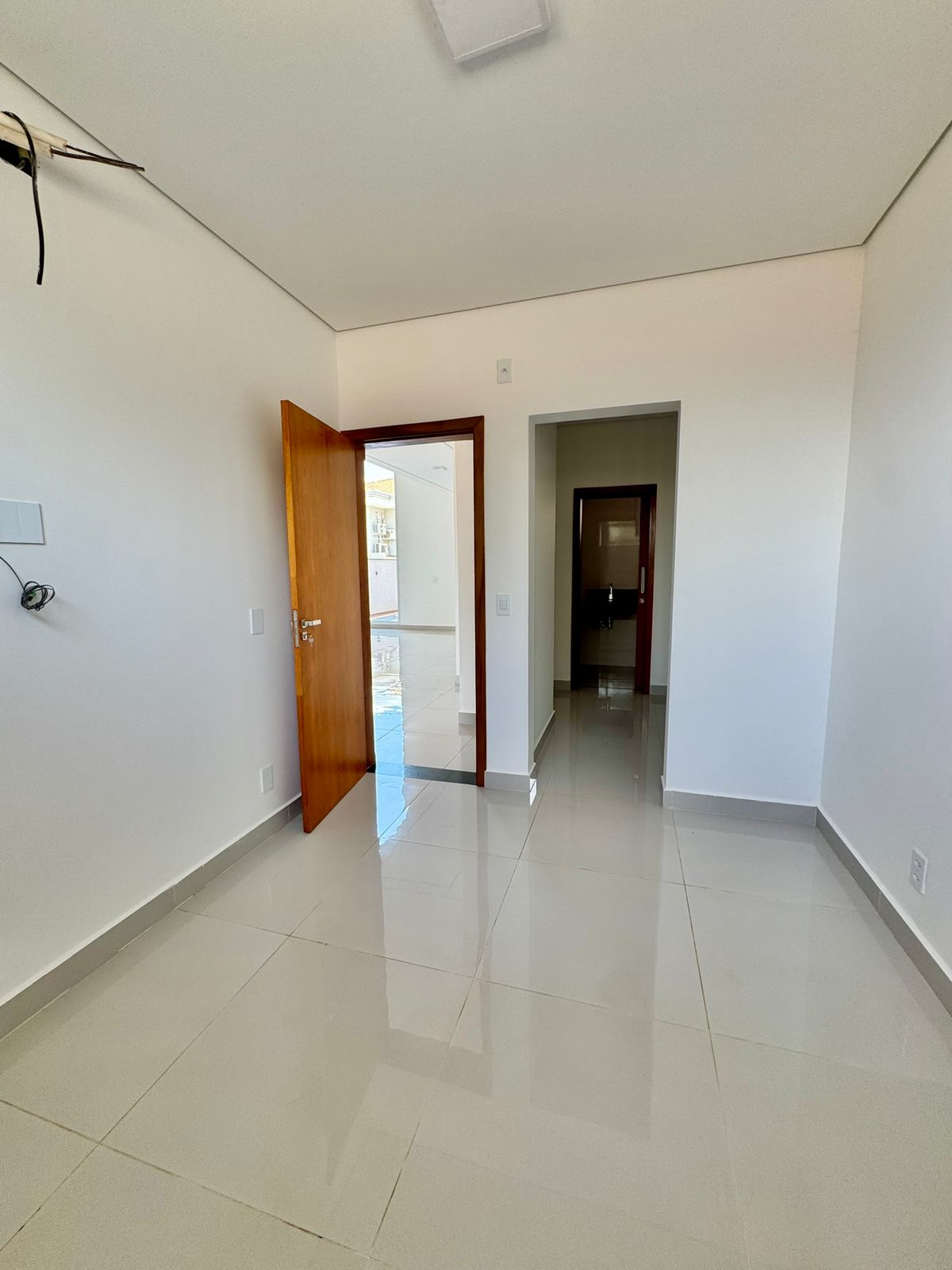 Condomínio San Marco, 3 suítes, piscina, armários, pronta pra morar