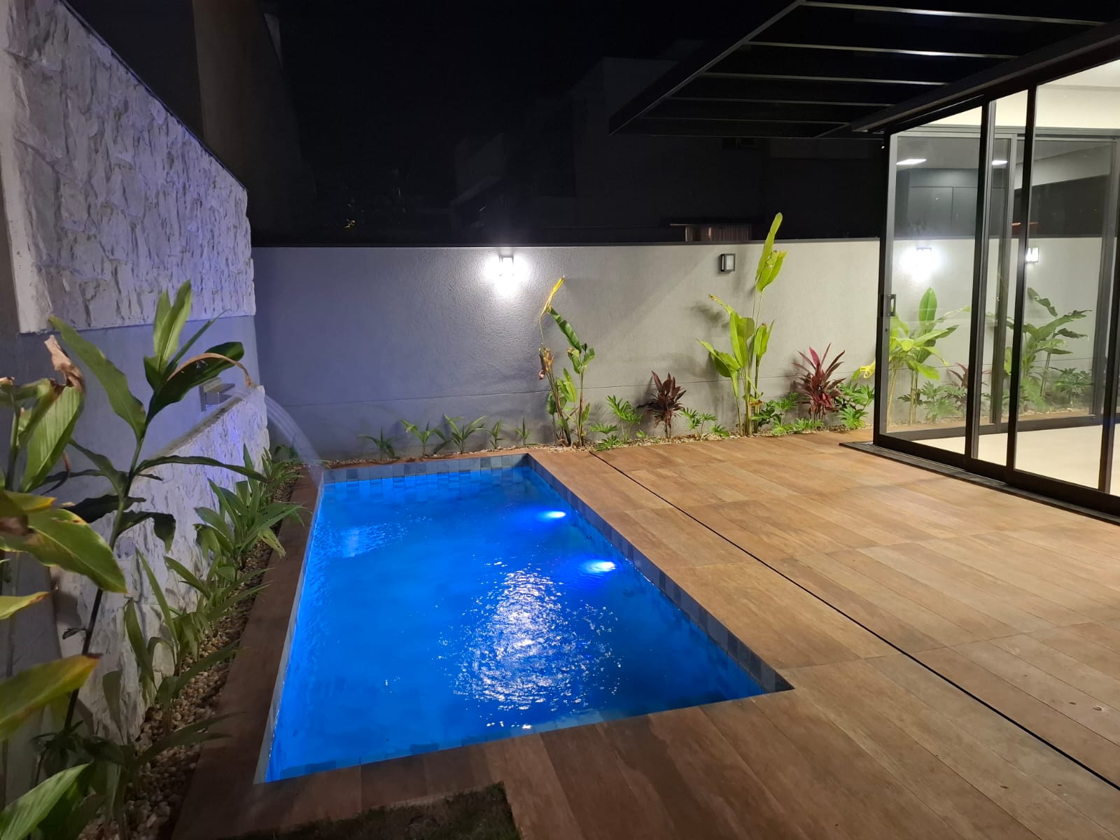 Casa à venda, 04 dormitórios, 200m², Terras de Siena, Vila do Golfe, Ribeirão Preto, SP