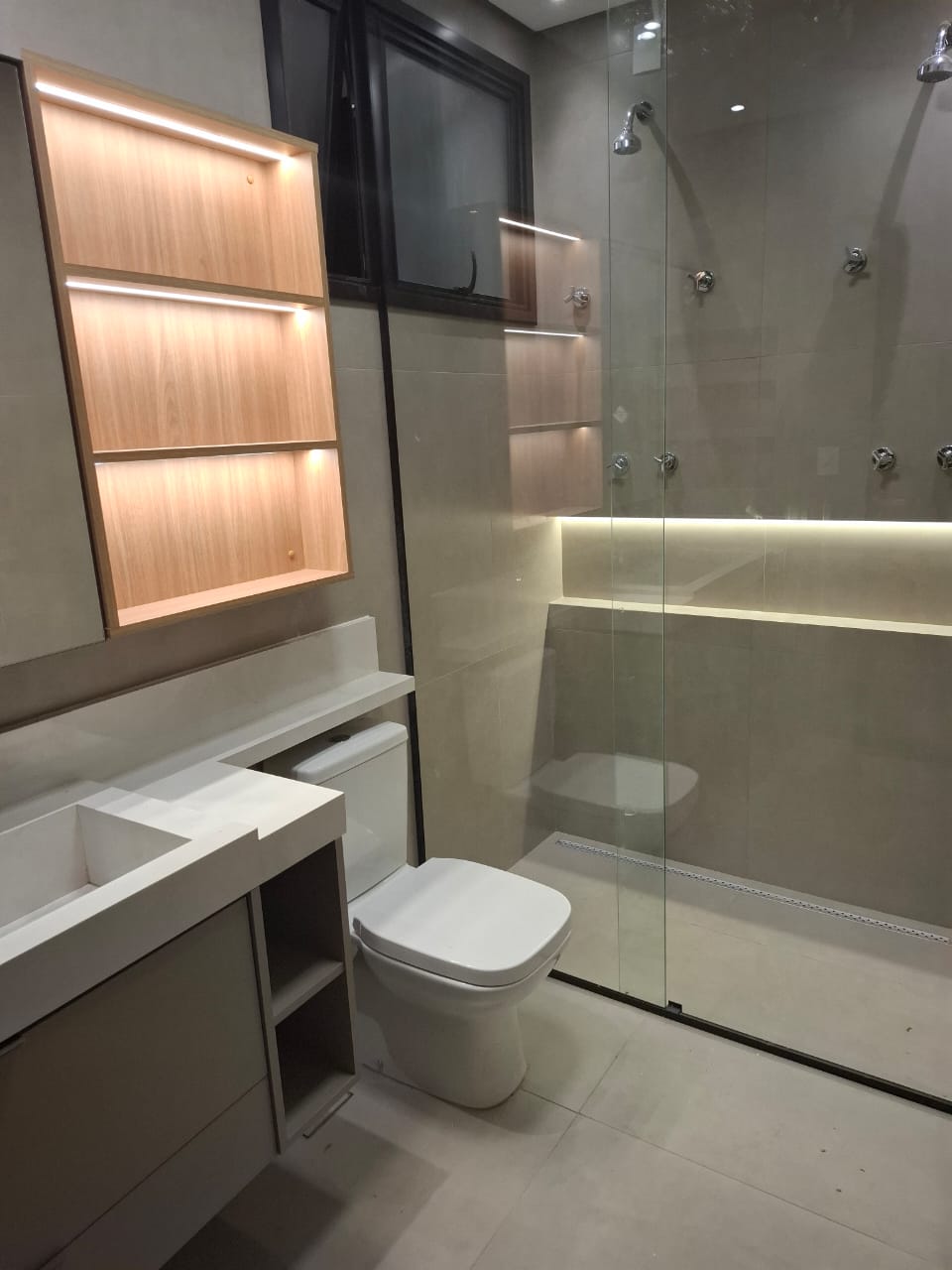 Casa à venda, 04 dormitórios, 200m², Terras de Siena, Vila do Golfe, Ribeirão Preto, SP