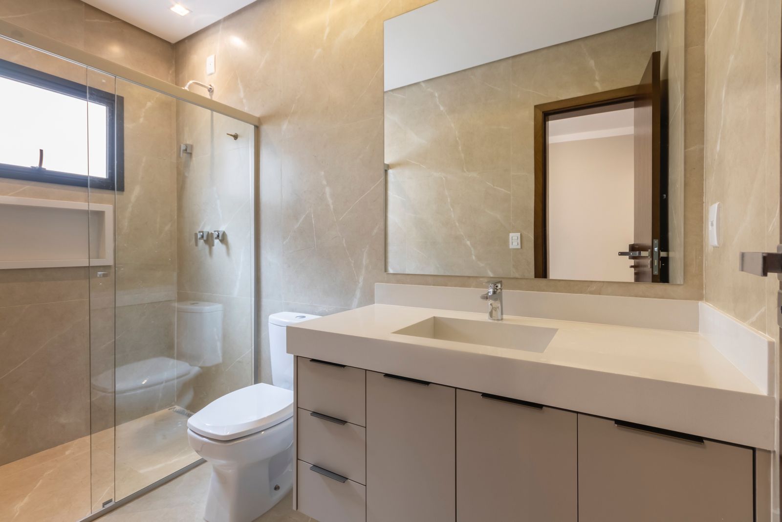 Casa à venda, 03 suítes, 145m², Terras de San Gabriel, Bonfim Paulista - SP