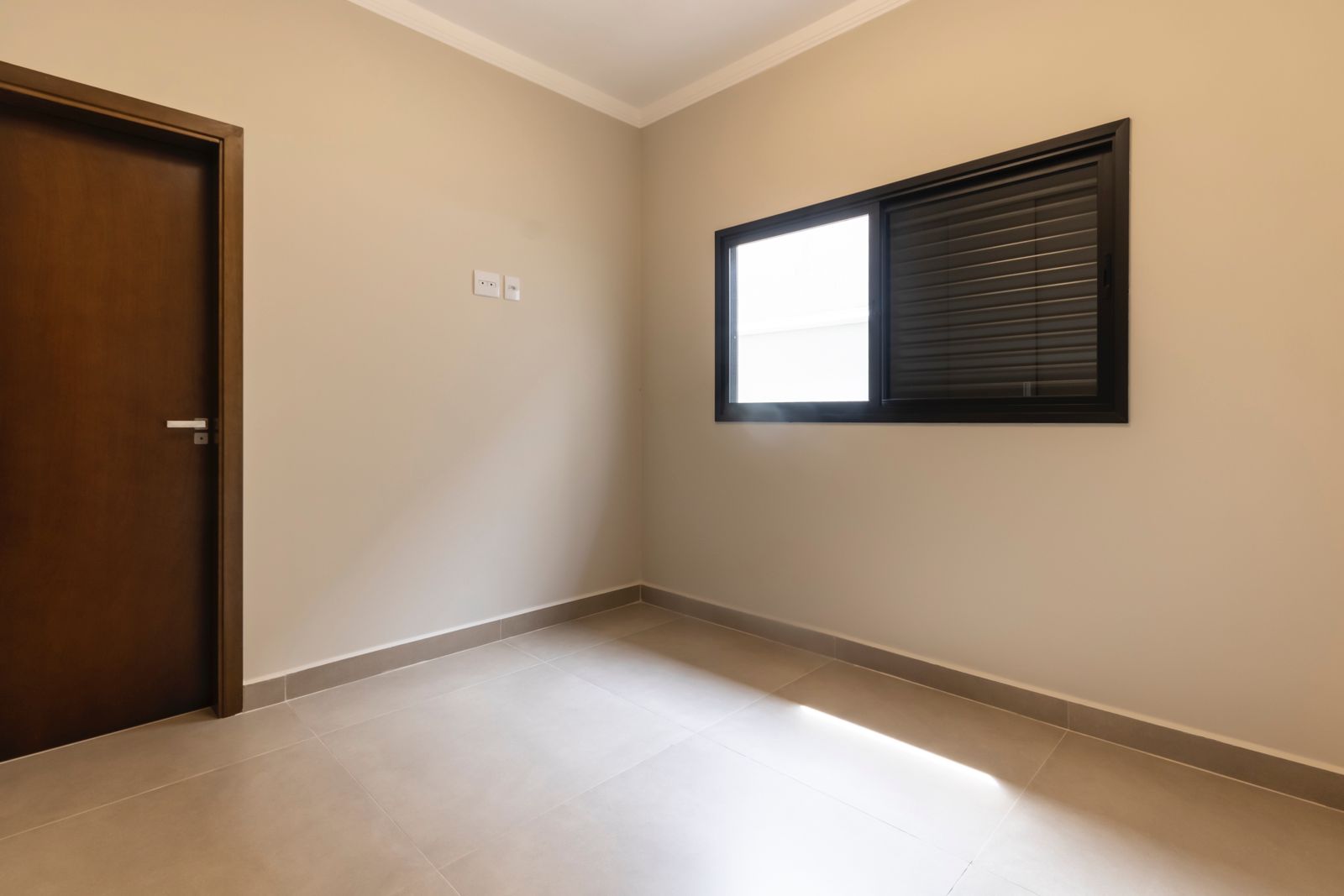 Casa à venda, 03 suítes, 145m², Terras de San Gabriel, Bonfim Paulista - SP