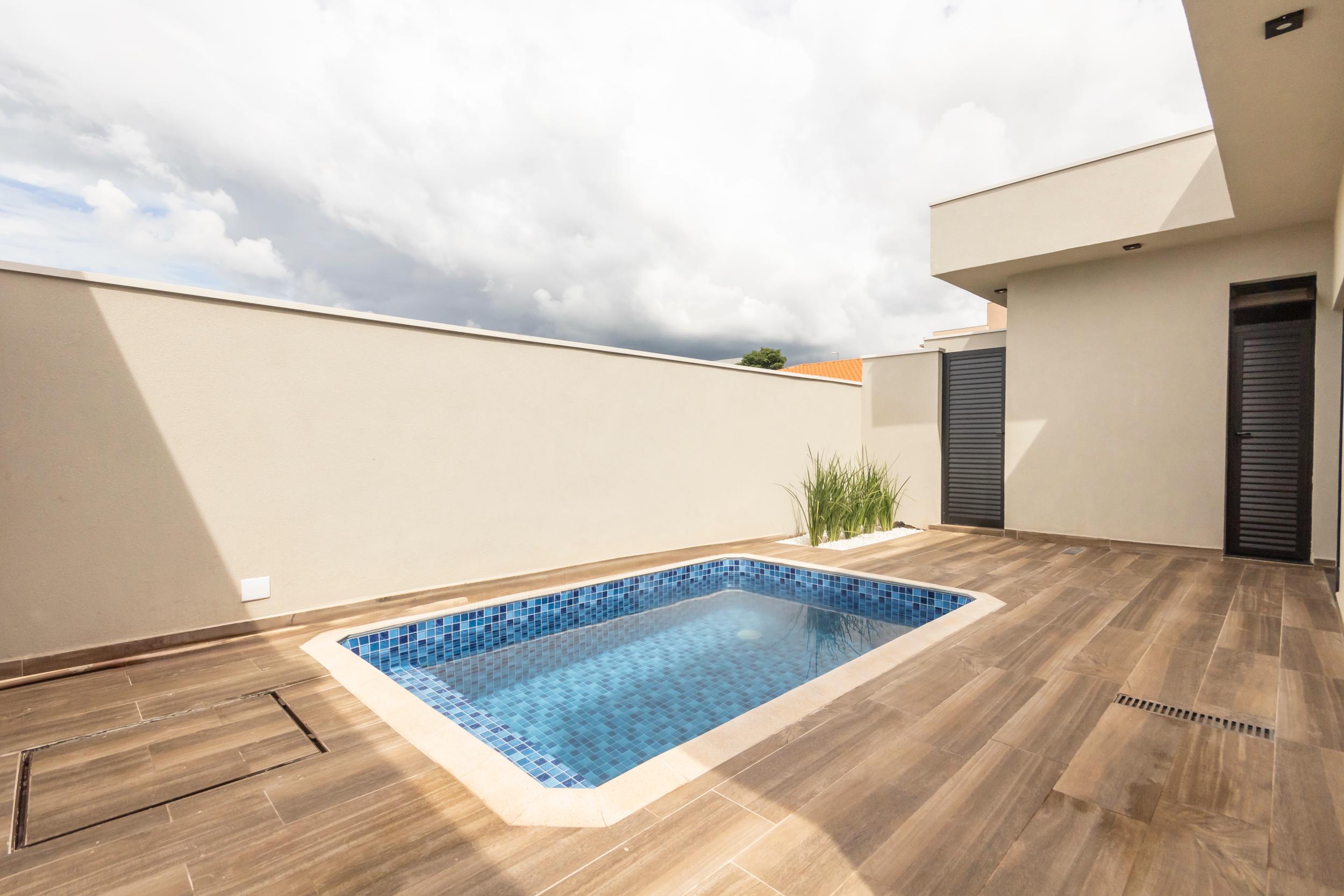 Casa à venda, 03 suítes, 145m², Terras de San Gabriel, Bonfim Paulista - SP