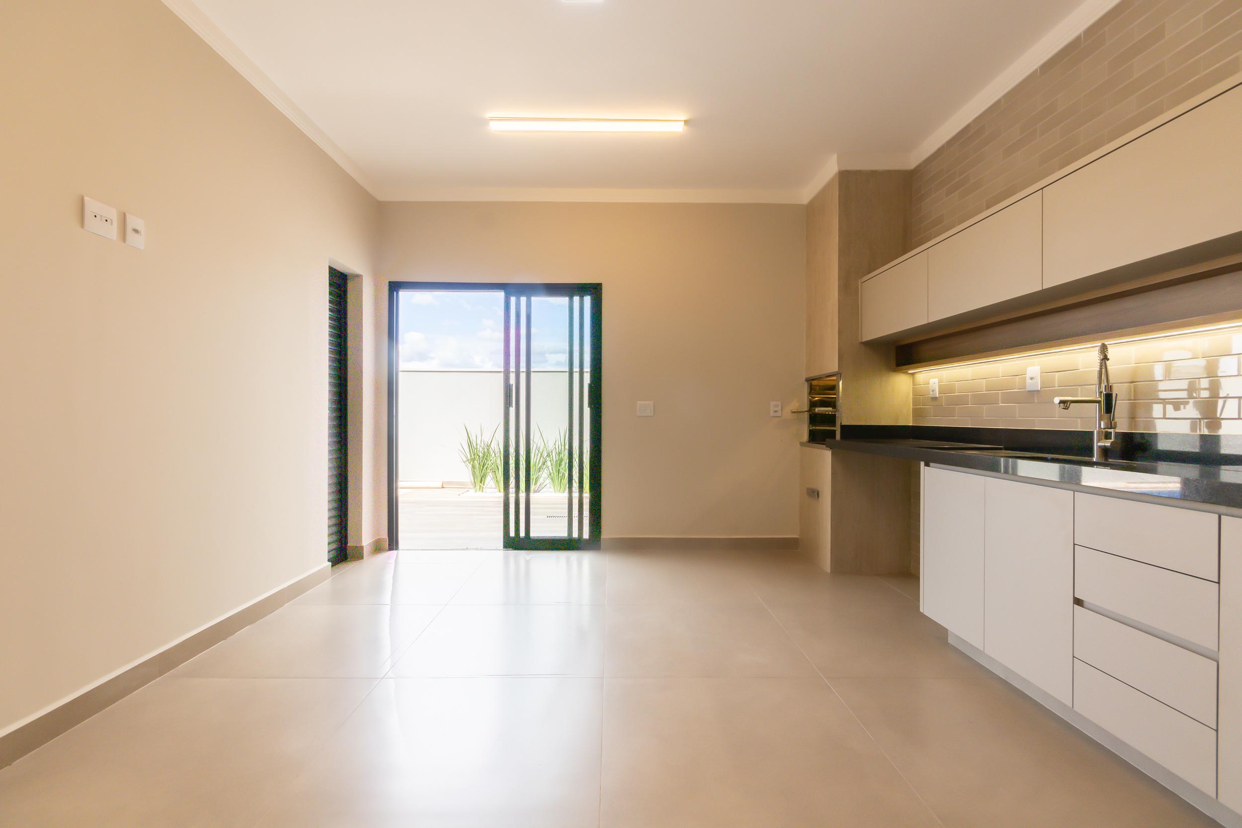 Casa à venda, 03 suítes, 145m², Terras de San Gabriel, Bonfim Paulista - SP