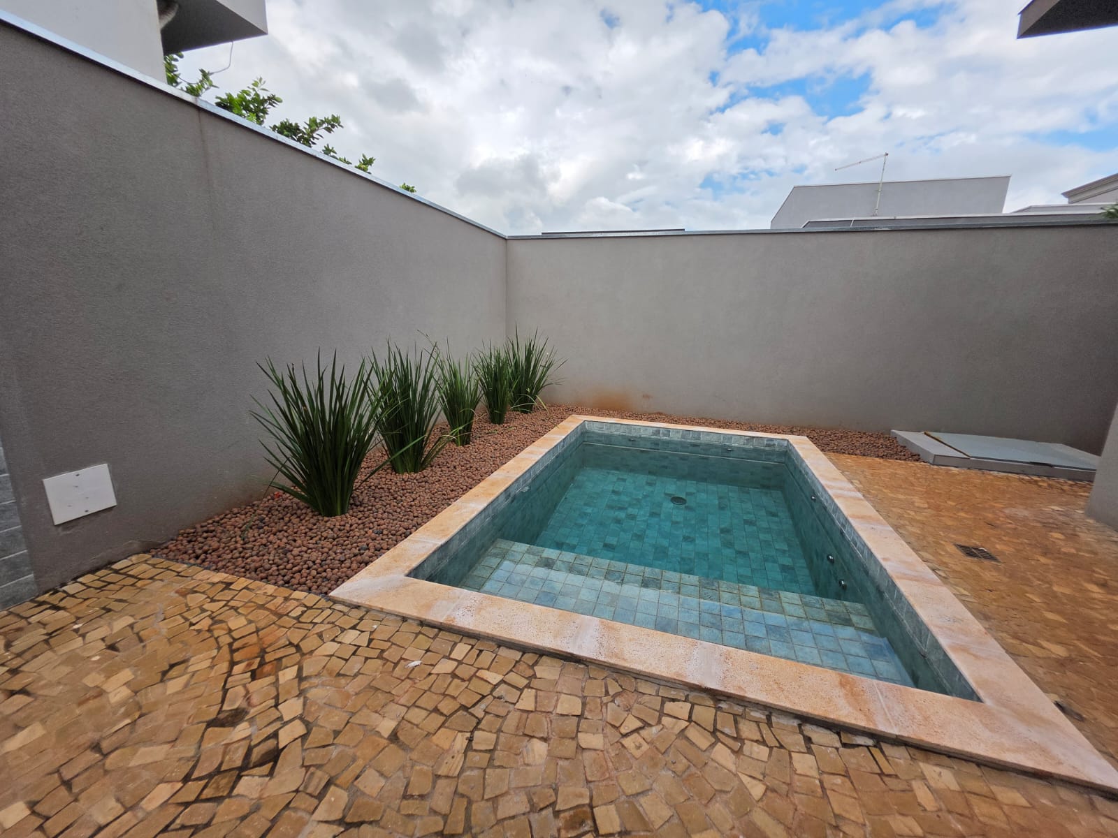 Casa à venda, 03 suítes, 150m², Portal da Mata, Ribeirão Preto, SP