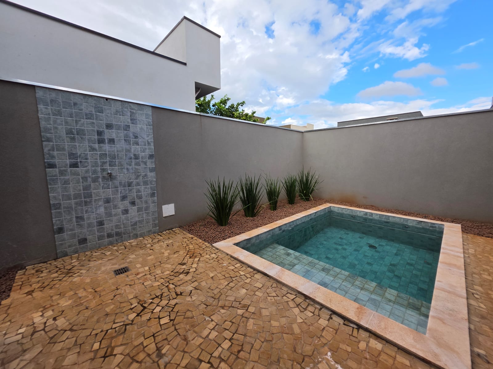 Casa à venda, 03 suítes, 150m², Portal da Mata, Ribeirão Preto, SP