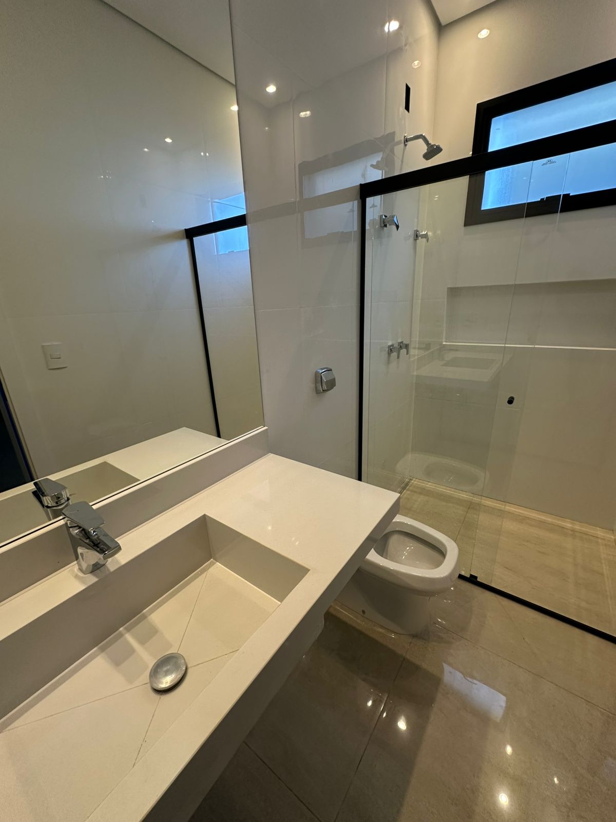 Casa em condomínio à venda, 03 suítes, 150m², Ilha Gênova, San Marco II, Bonfim Paulista, SP