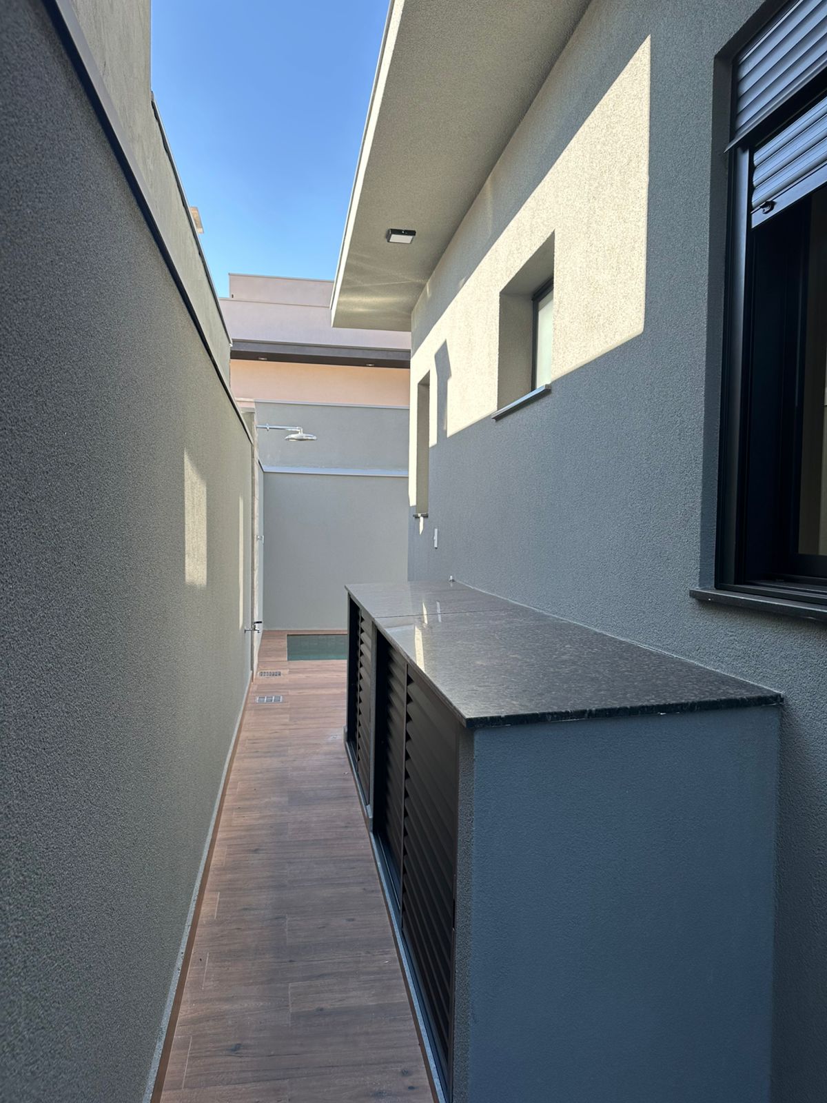 Casa em condomínio à venda, 03 suítes, 150m², Ilha Gênova, San Marco II, Bonfim Paulista, SP