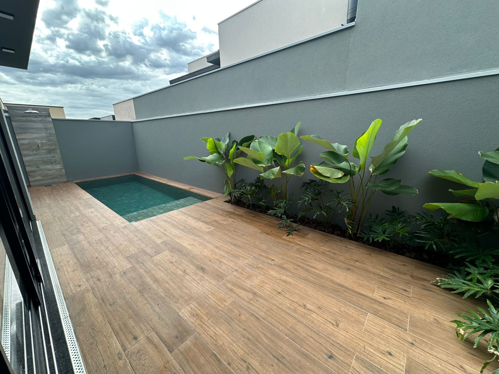 Casa em condomínio à venda, 03 suítes, 150m², Ilha Gênova, San Marco II, Bonfim Paulista, SP