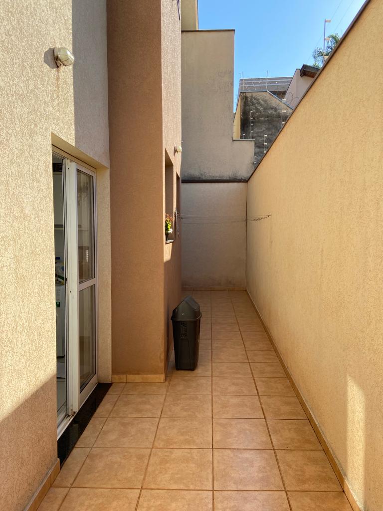 Apartamento térreo à venda, 60m², 02 dormitórios sendo 01 suíte, Edifício Portinari, Jardim Botânico, Ribeirão Preto, SP