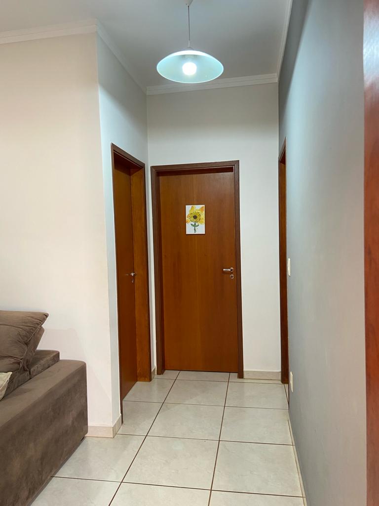 Apartamento térreo à venda, 60m², 02 dormitórios sendo 01 suíte, Edifício Portinari, Jardim Botânico, Ribeirão Preto, SP