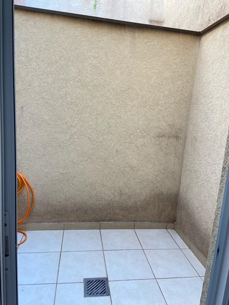 Apartamento térreo à venda, 60m², 02 dormitórios sendo 01 suíte, Edifício Portinari, Jardim Botânico, Ribeirão Preto, SP