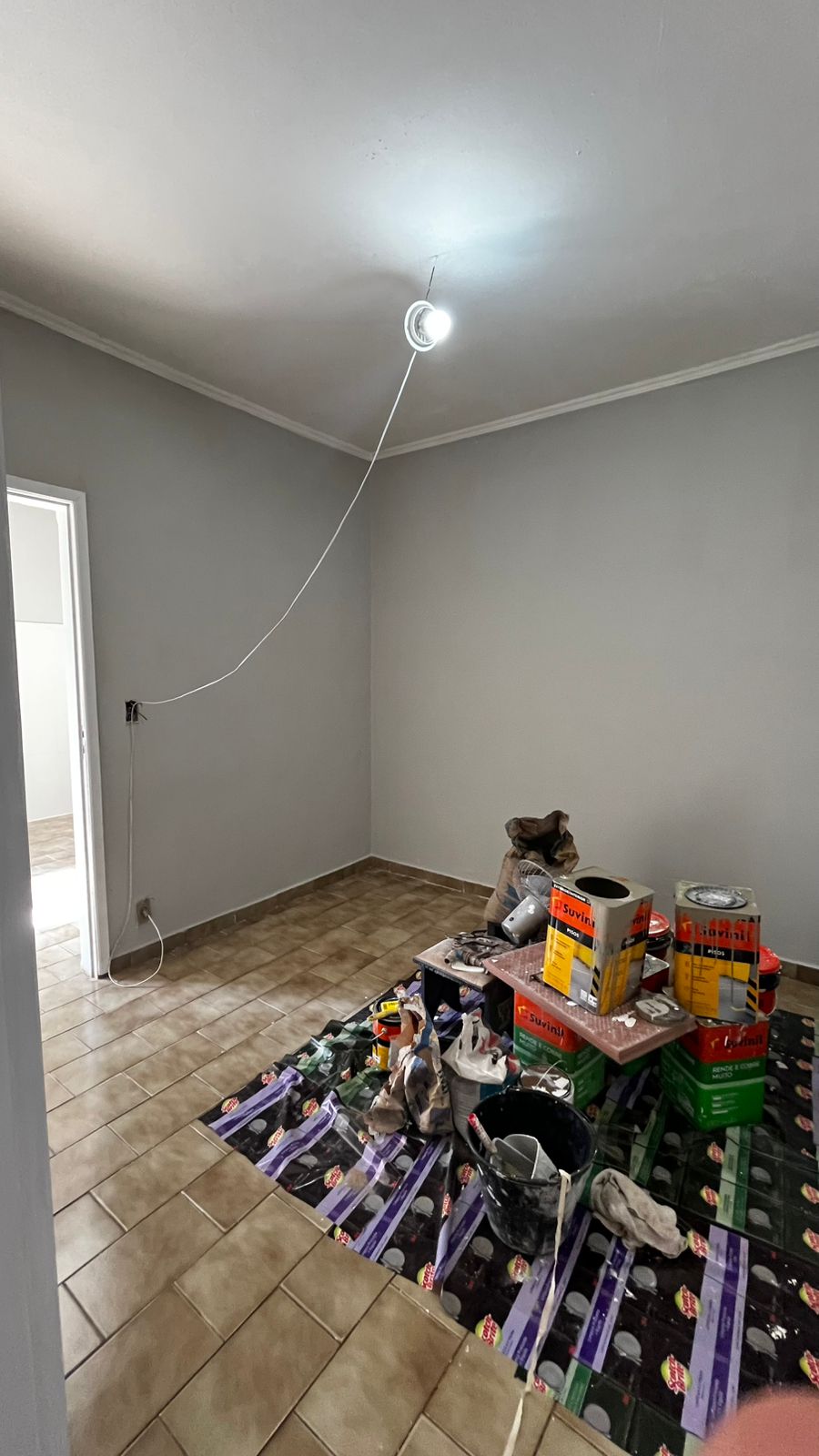 Casa à Venda no Parque Anhanguera – 3 Quartos e 2 Vagas