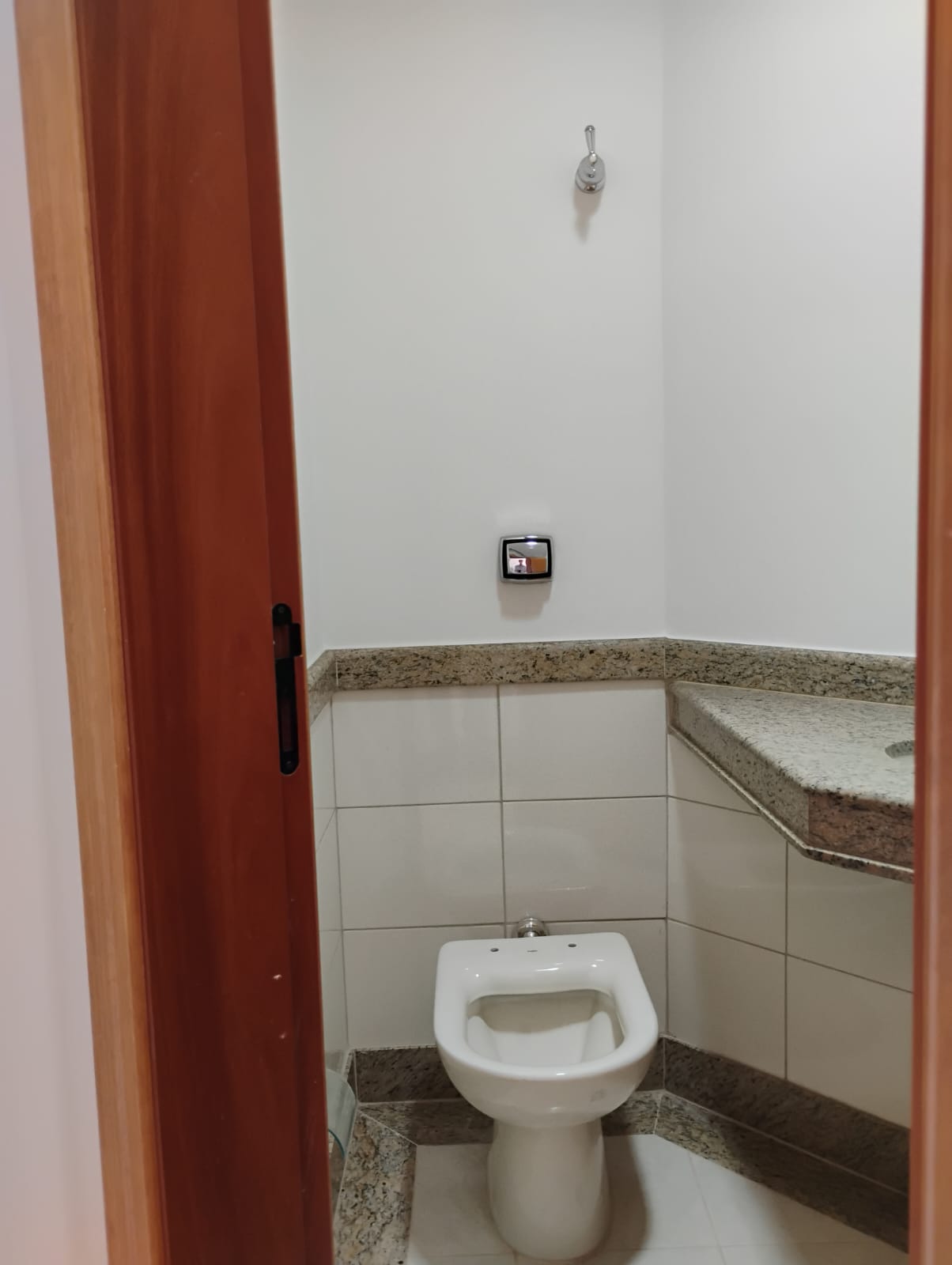 Apartamento à Venda no Higienópolis (centro) com 4 Dorms e 153 m²