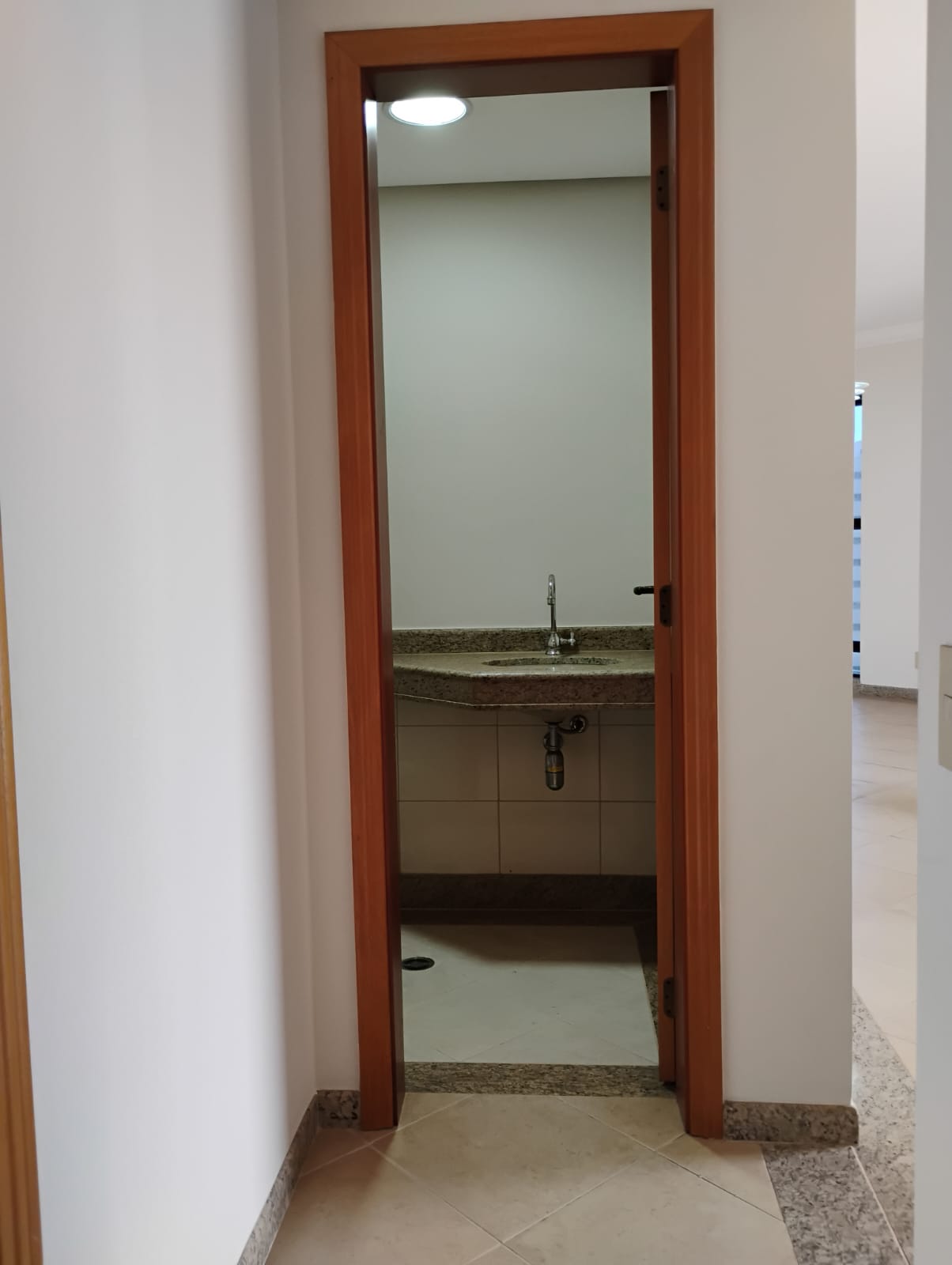 Apartamento à Venda no Higienópolis (centro) com 4 Dorms e 153 m²