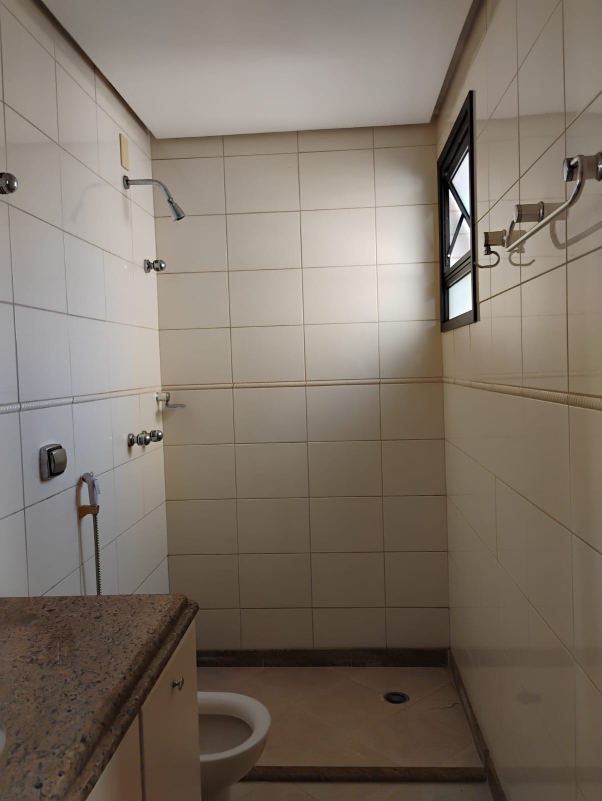 Apartamento à Venda no Higienópolis (centro) com 4 Dorms e 153 m²