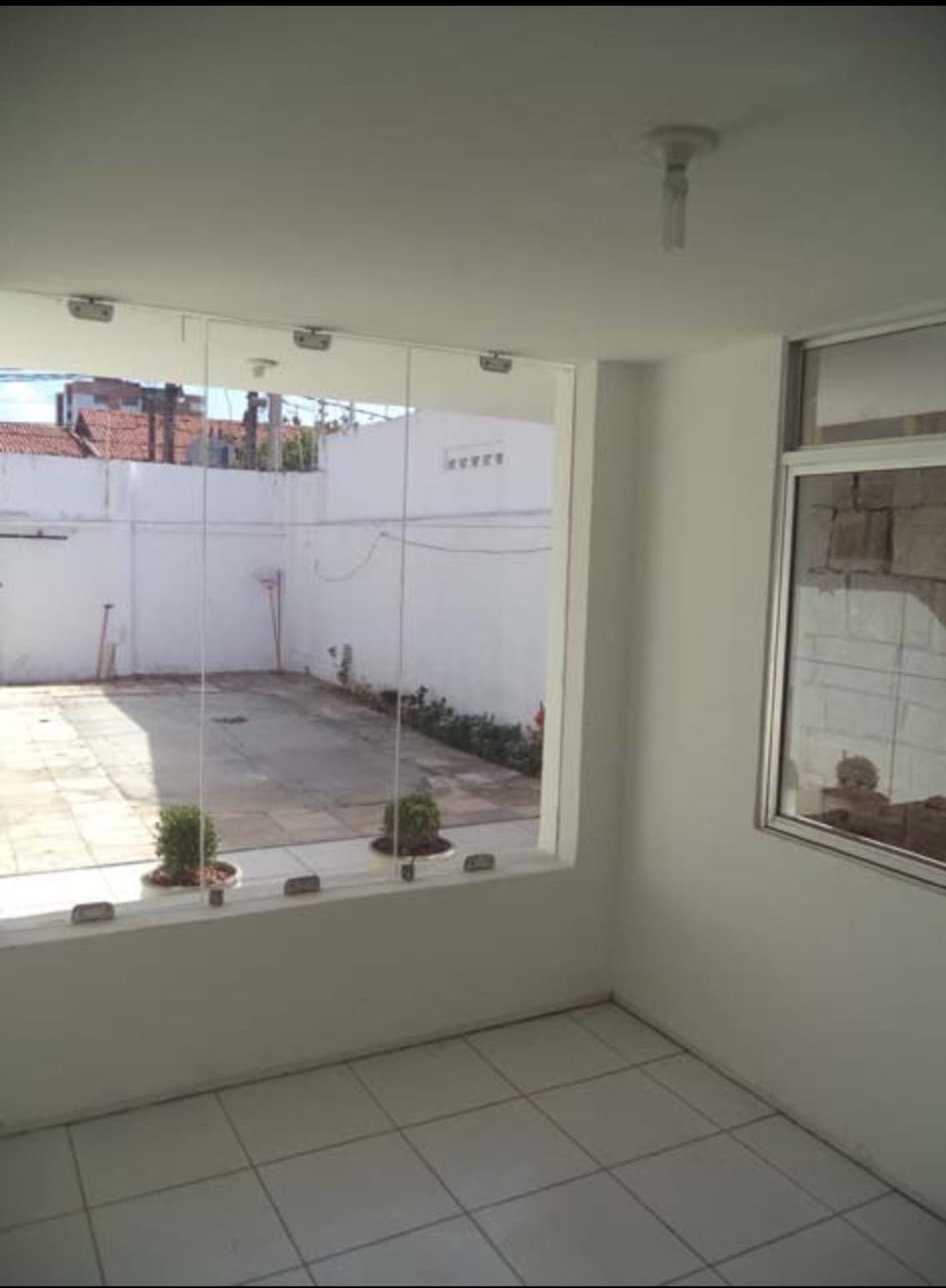 Excelente casa de 240m²  de Área Construída, ao Lado do RioMar Fortaleza
