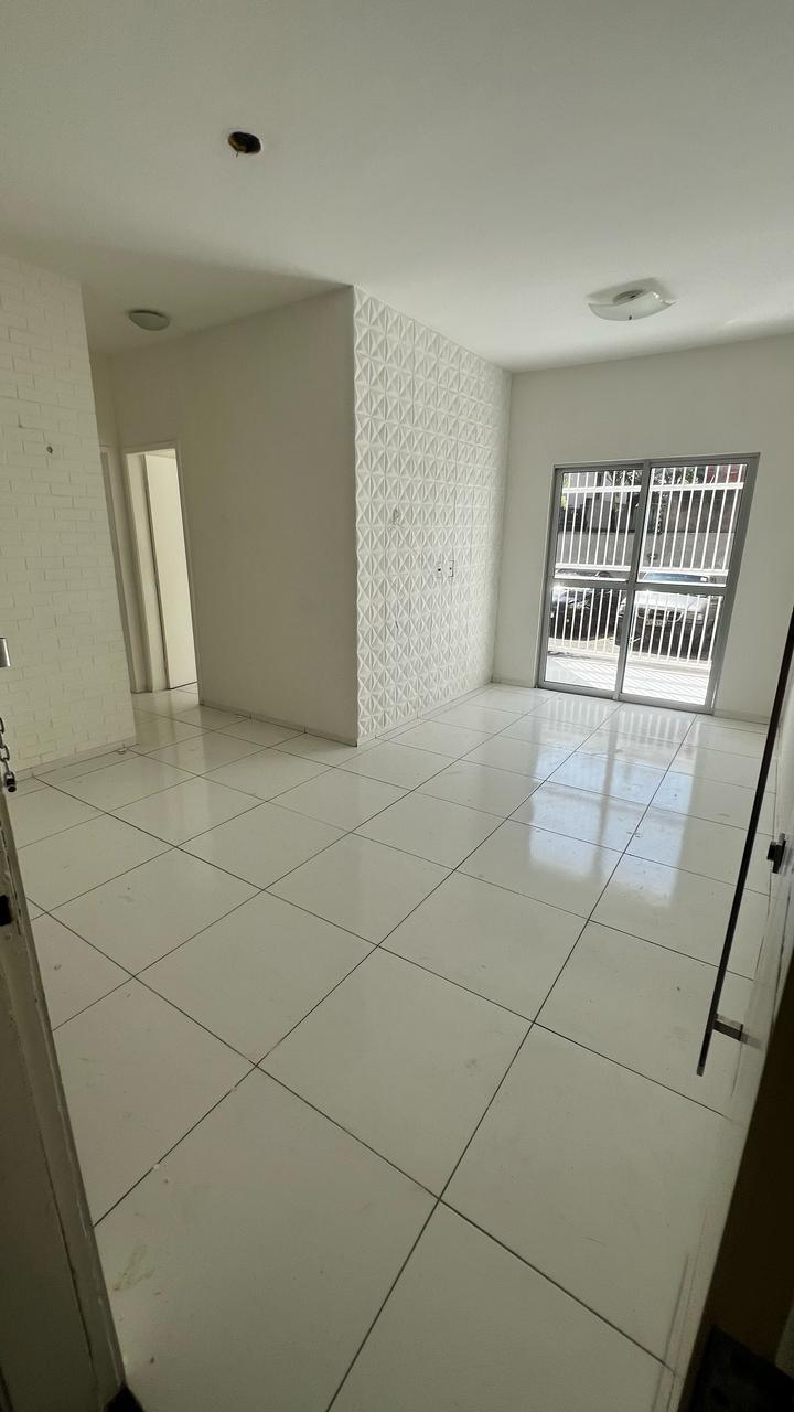 Apartamento TERREO impecável no Conjunto José Walter