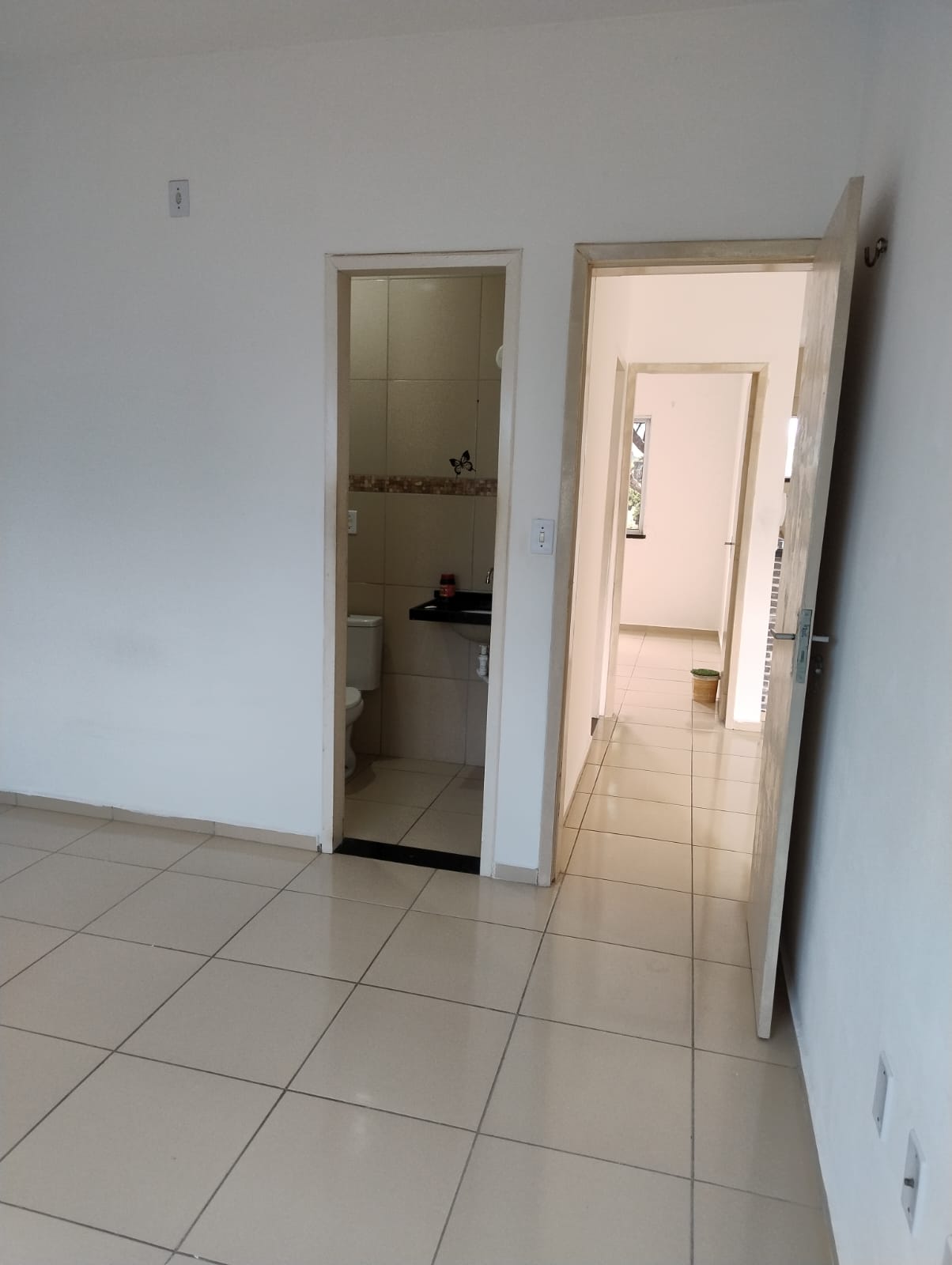 Lindo Apartamento à Venda – 2 Quartos + 1 Suíte
