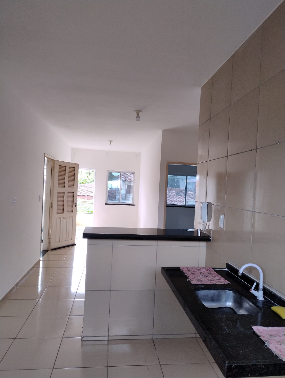 Lindo Apartamento à Venda – 2 Quartos + 1 Suíte