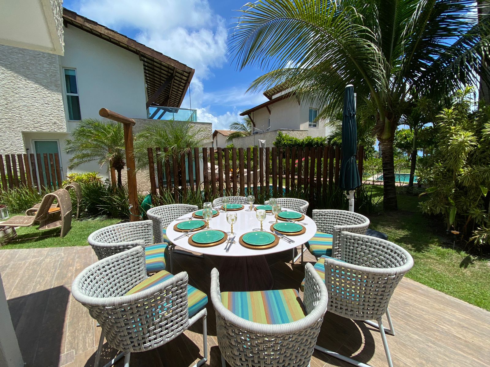 Casa com 4 suítes Muro Alto - Porto de Galinhas 