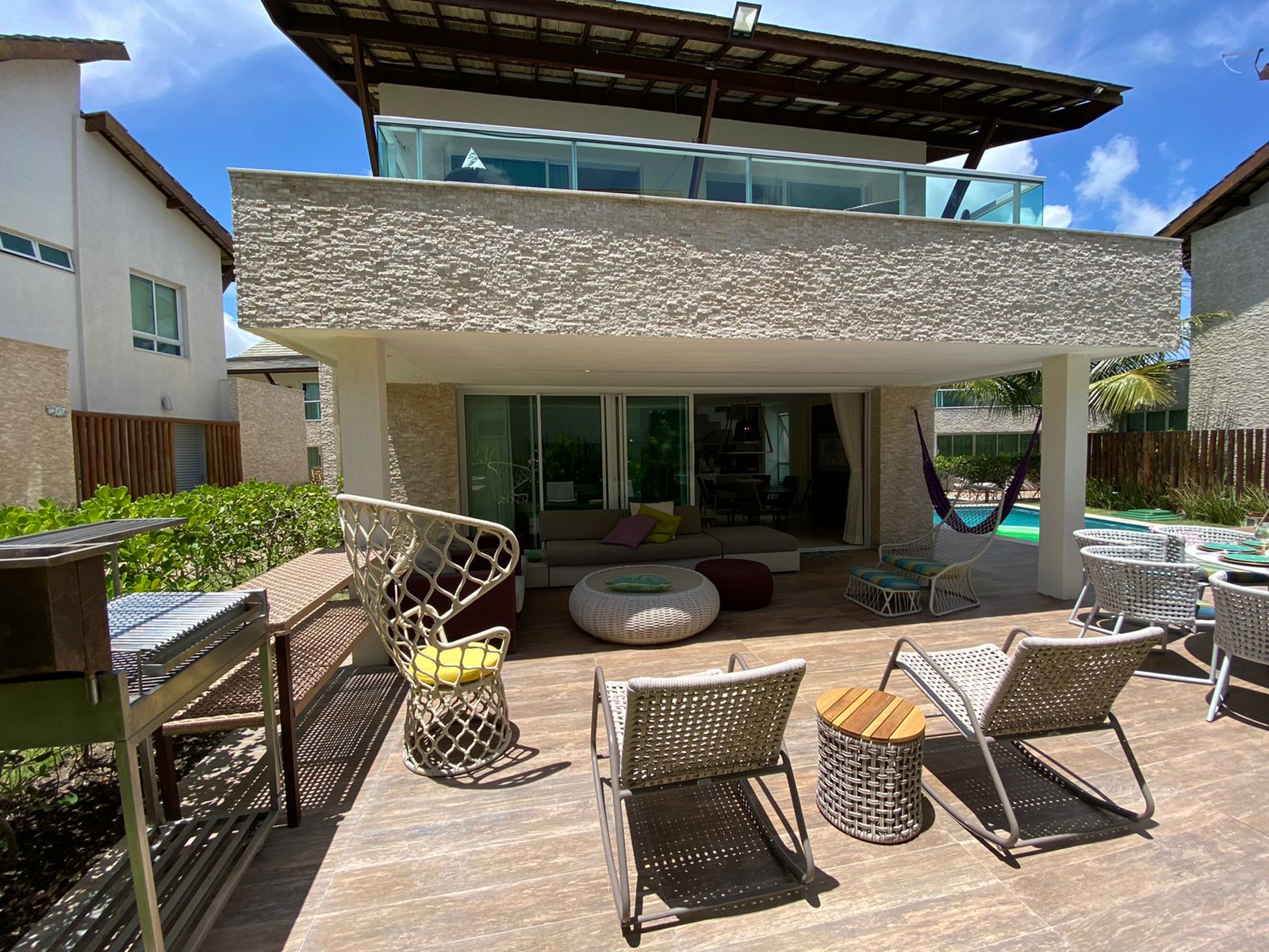 Casa com 4 suítes Muro Alto - Porto de Galinhas 