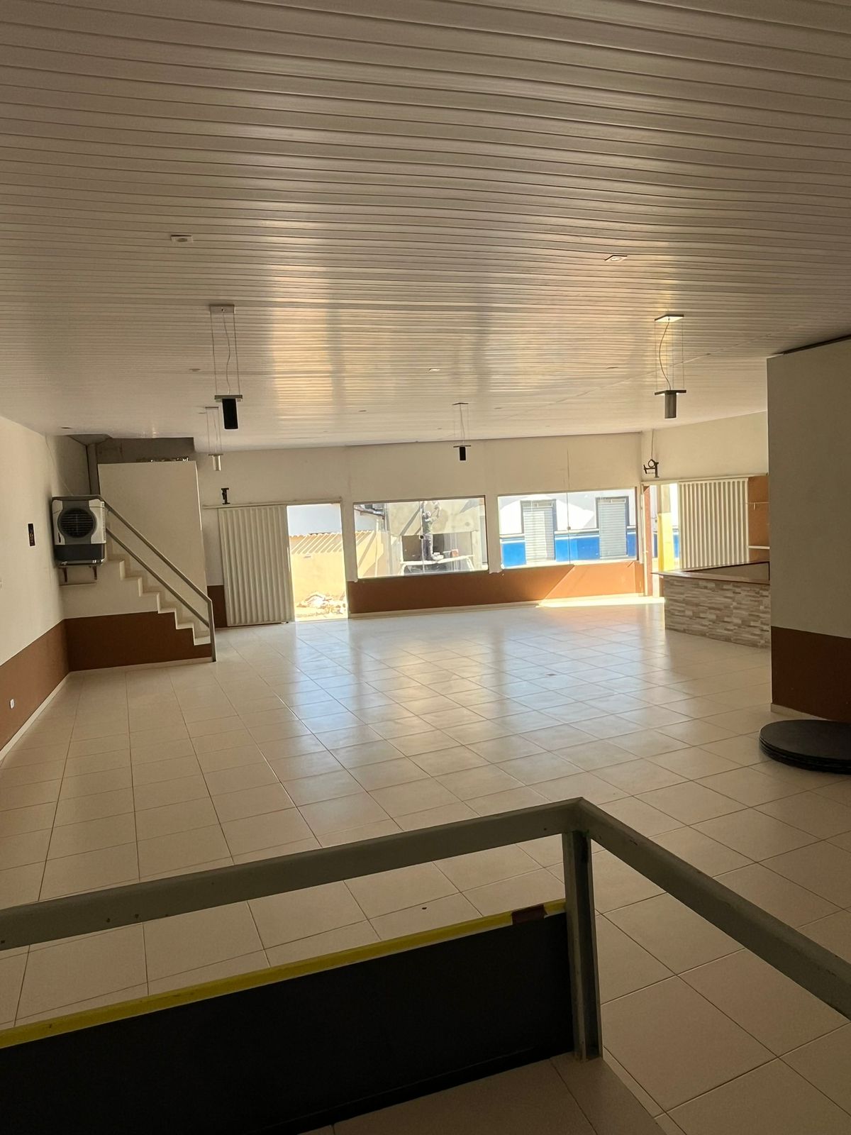 Ponto Comercial - Tabuleiro Alto
