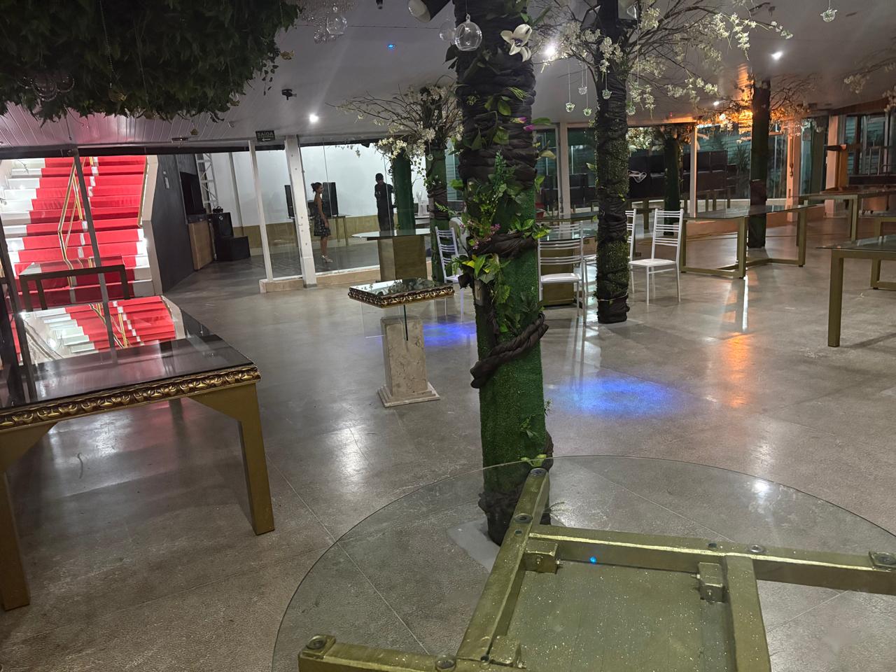 Completo Pavilhão Comercial no Jardim Angélica em Guarulhos SP